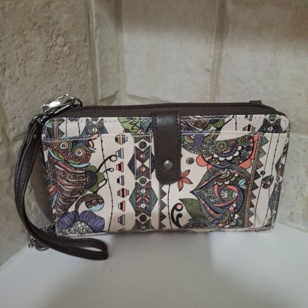 Sakroots Artist Circle Wallets - Picture 6 of 10